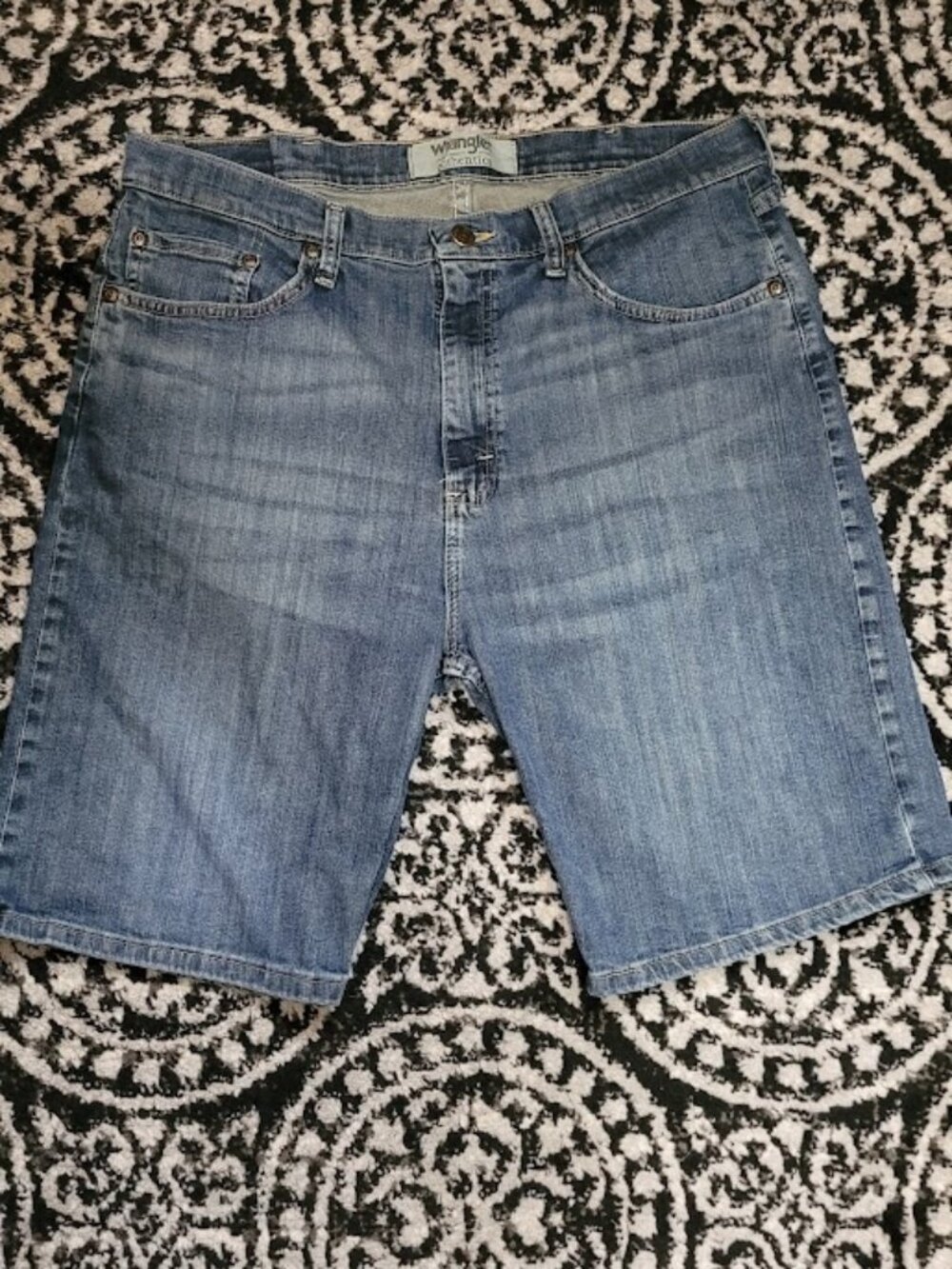 2000s Wrangler Jorts